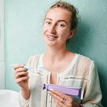 Brushing teeth with braces